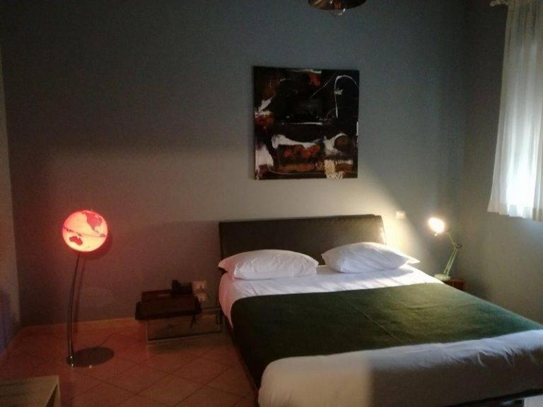 Colonna Rooms & Apartment Трані Екстер'єр фото